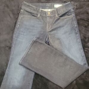Gap Curvy low-rise jeans. Size 4